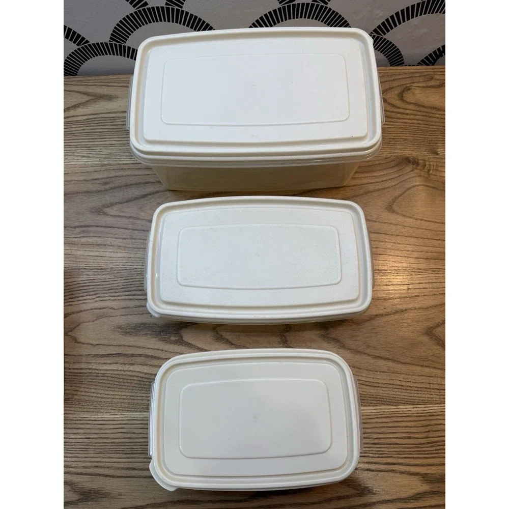 VTG Rubbermaid Servin' Saver Food Storage Containers #11 24oz, #5 4C, #9 12C